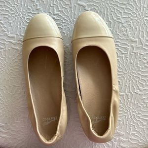 Dansko Women's Lisanne Flats leather hidden wedge. Size 41EU/US 10.5-11